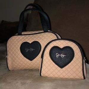 Jessica Simpson Cosmetic bag set